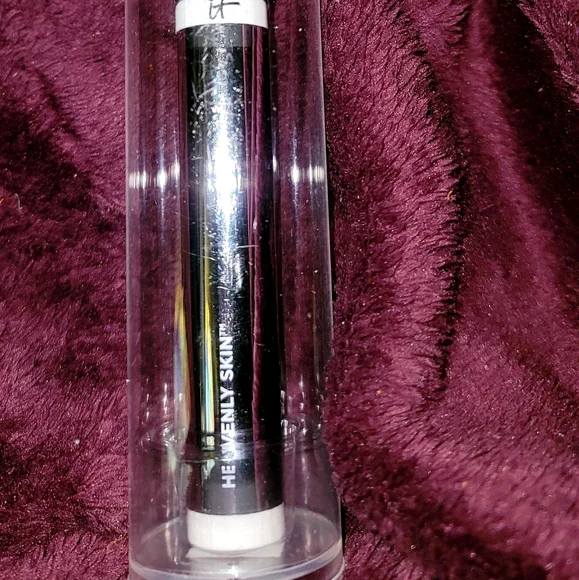 IT cosmetics heavenly skin New ( opened but put back in tube, Never used - Picture 4 of 5